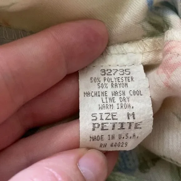 Vintage pastel floral skirt - Picture 7 of 8